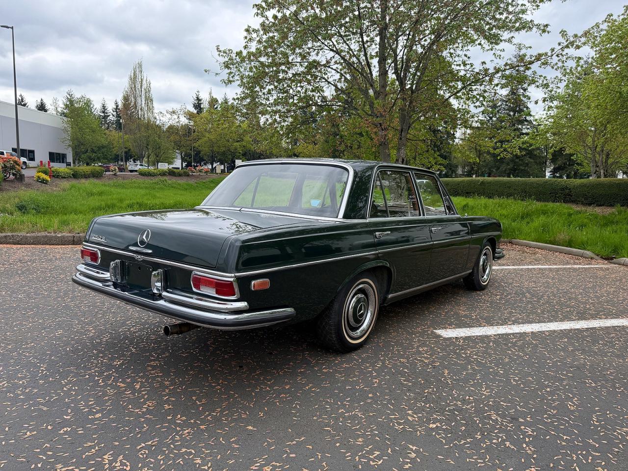 1968 MERCEDES-BENZ 250-CLASS