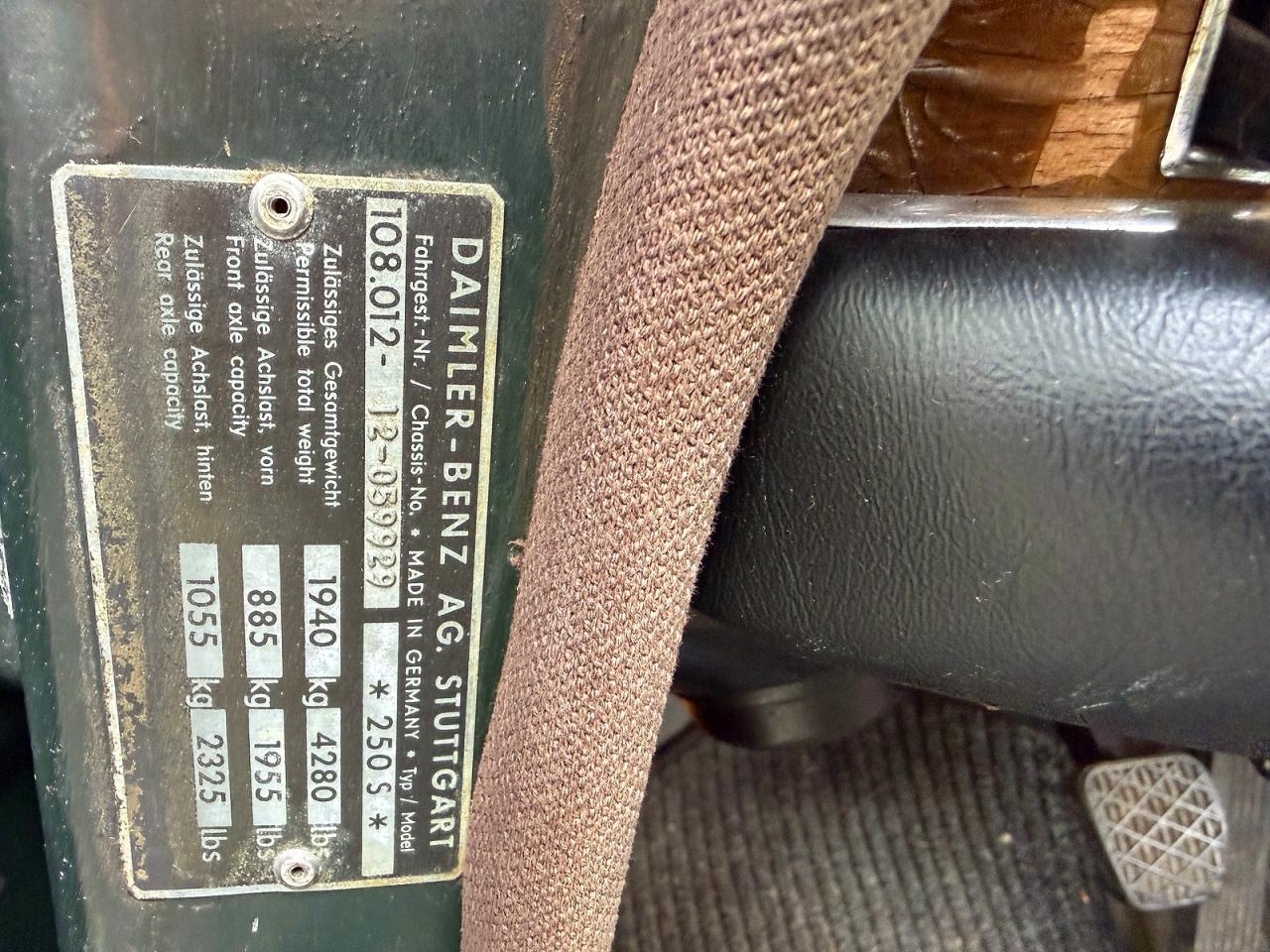 1968 MERCEDES-BENZ 250-CLASS