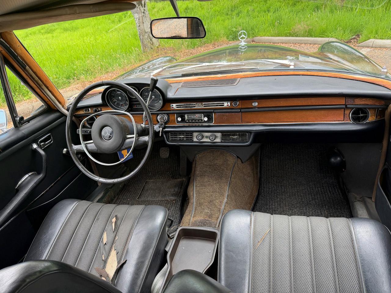 1968 MERCEDES-BENZ 250-CLASS