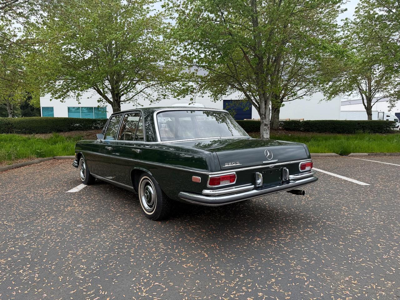 1968 MERCEDES-BENZ 250-CLASS