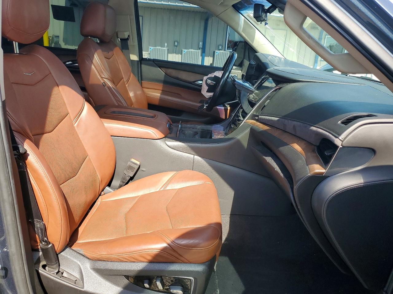 2019 CADILLAC ESCALADE