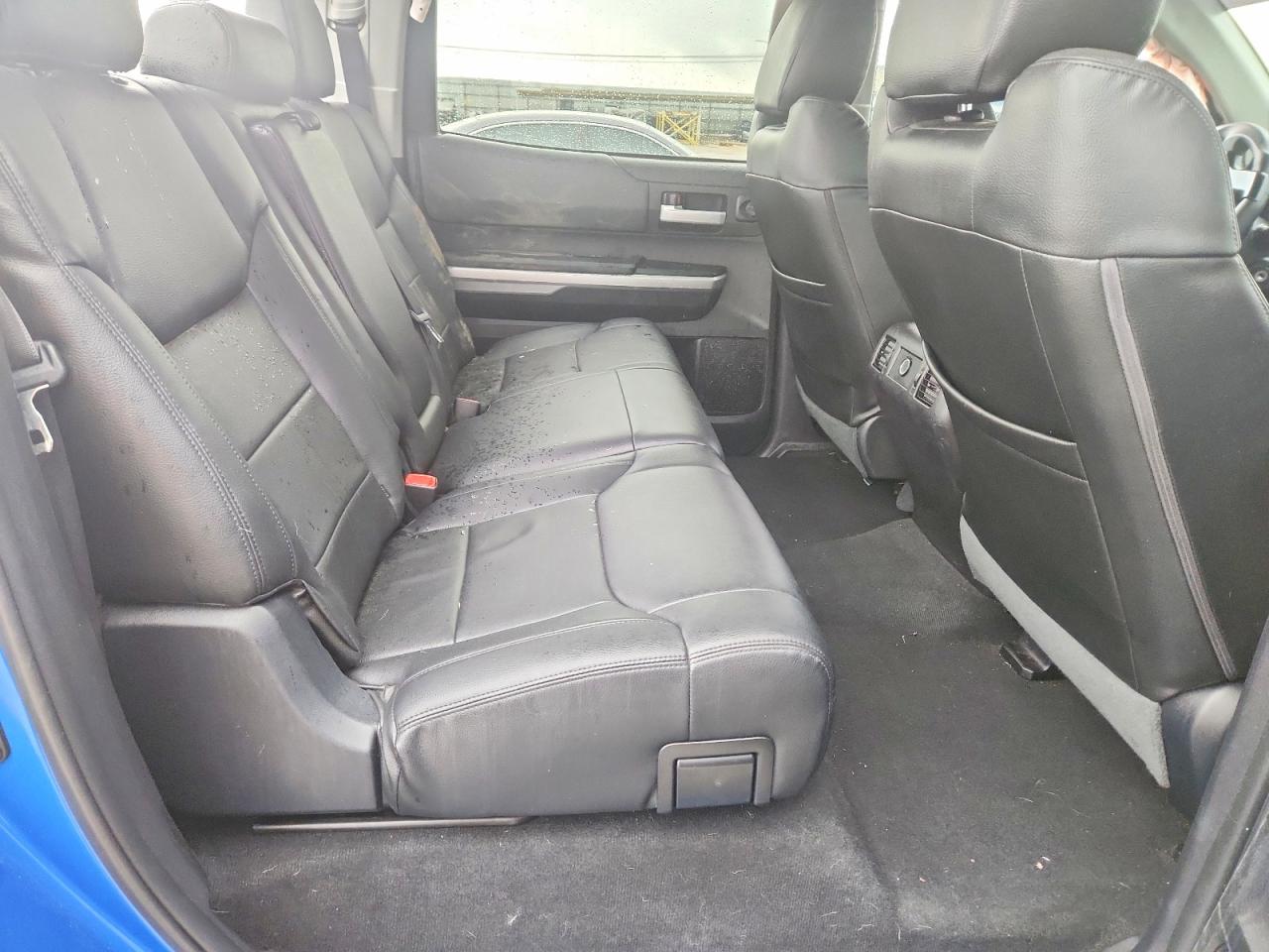 2016 TOYOTA TUNDRA