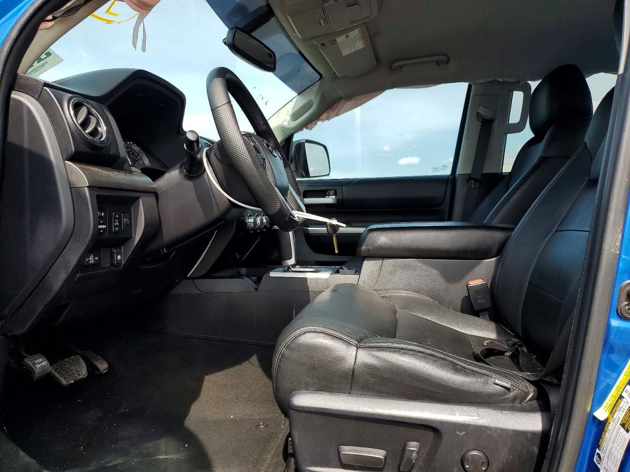 2016 TOYOTA TUNDRA
