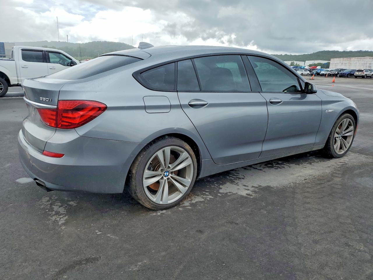 2011 BMW 5 SERIES