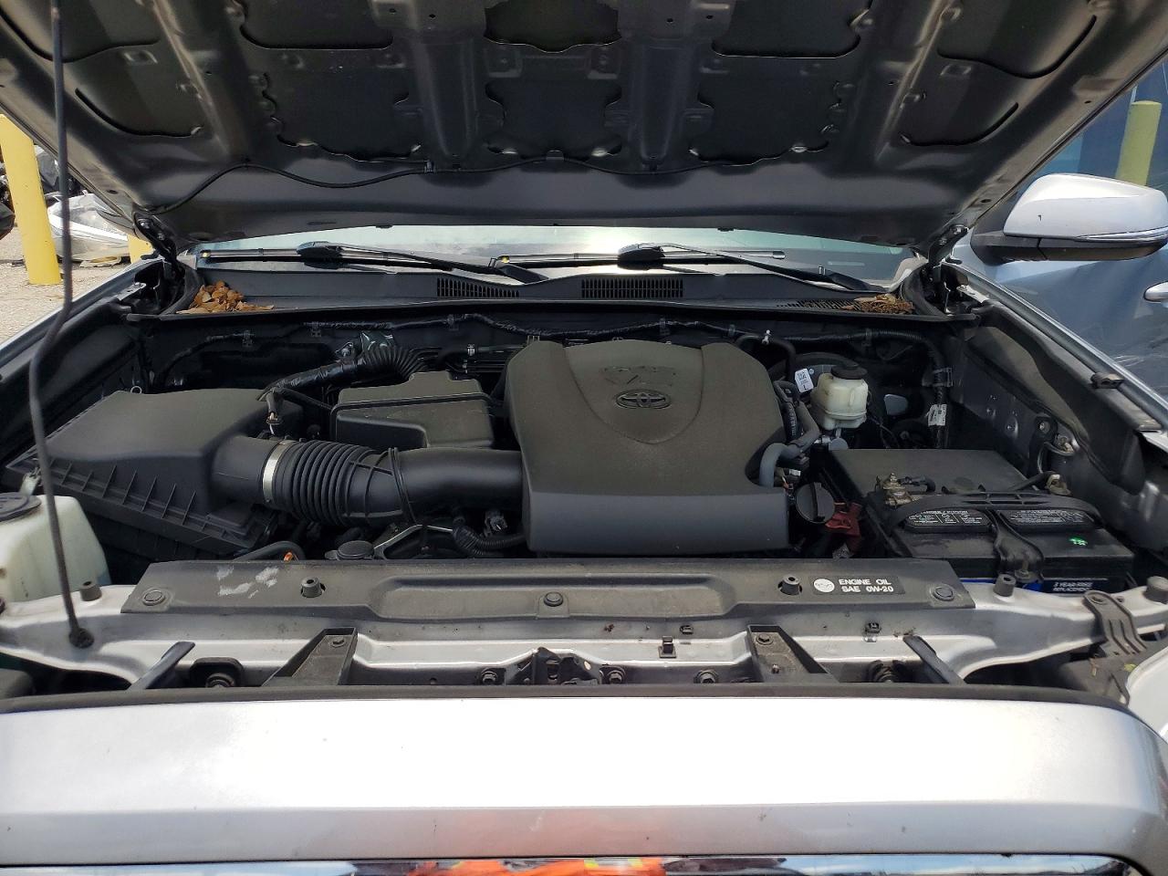 2018 TOYOTA TACOMA