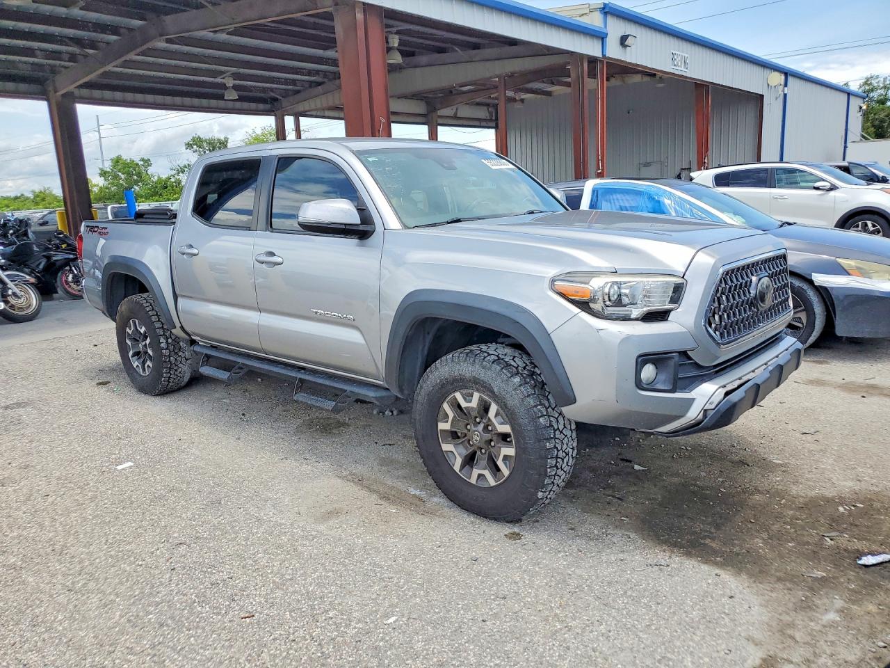 2018 TOYOTA TACOMA