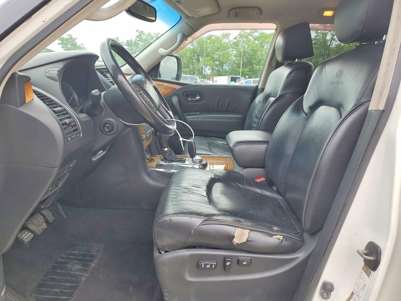 2011 INFINITI QX56