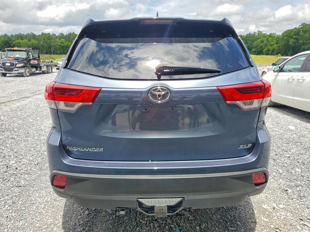 2019 TOYOTA HIGHLANDER