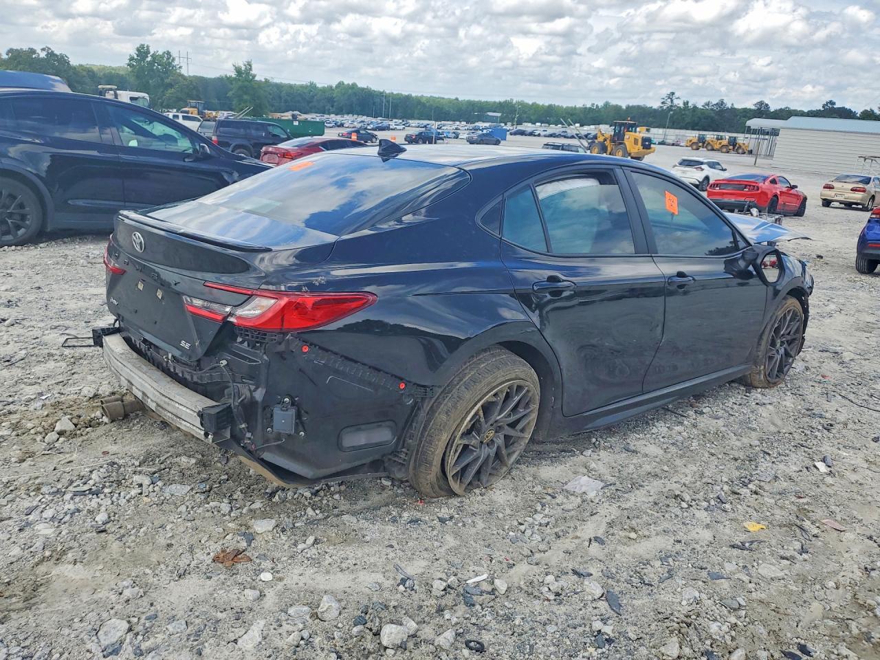 2025 TOYOTA CAMRY