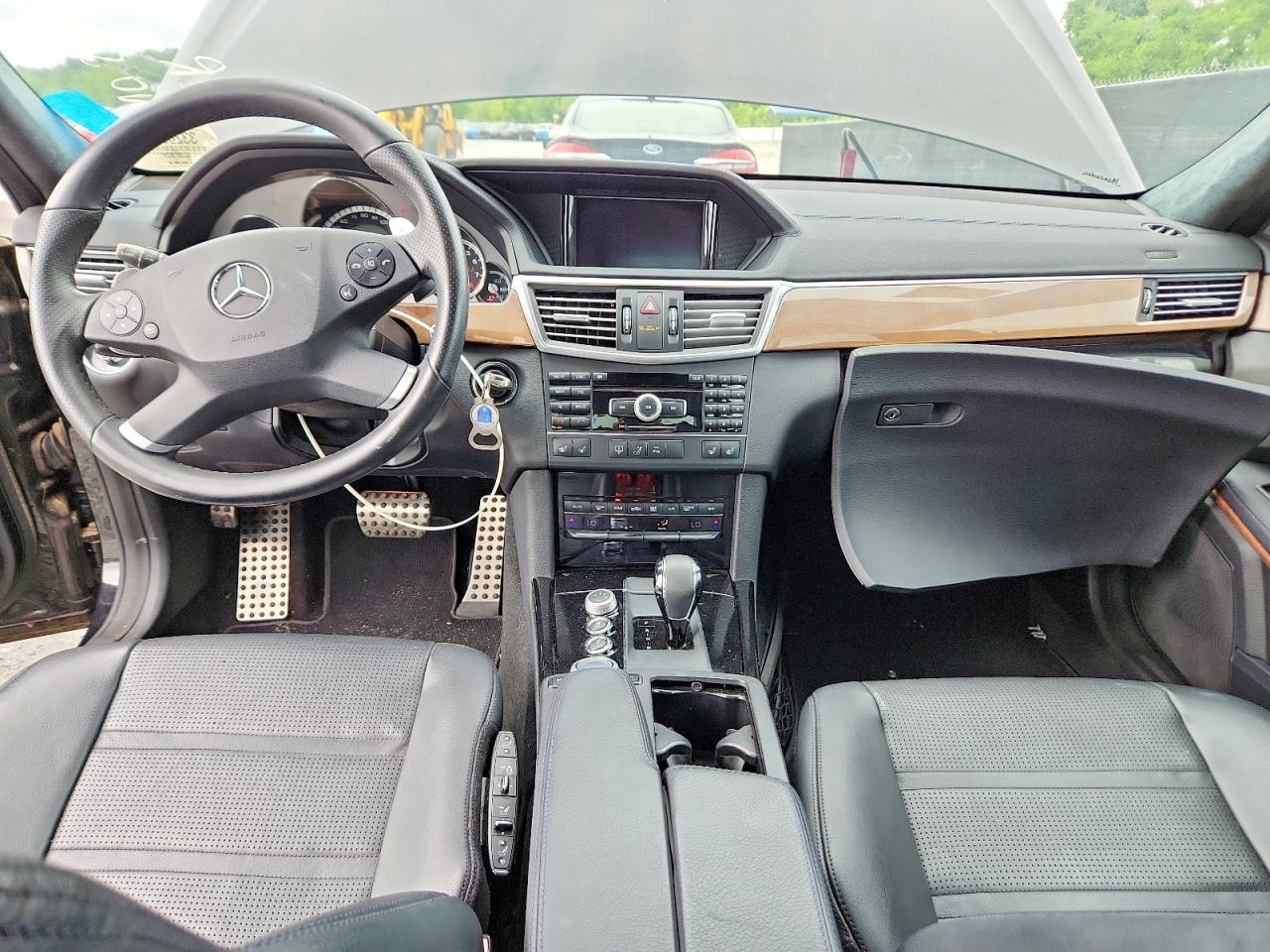 2011 MERCEDES-BENZ E-CLASS