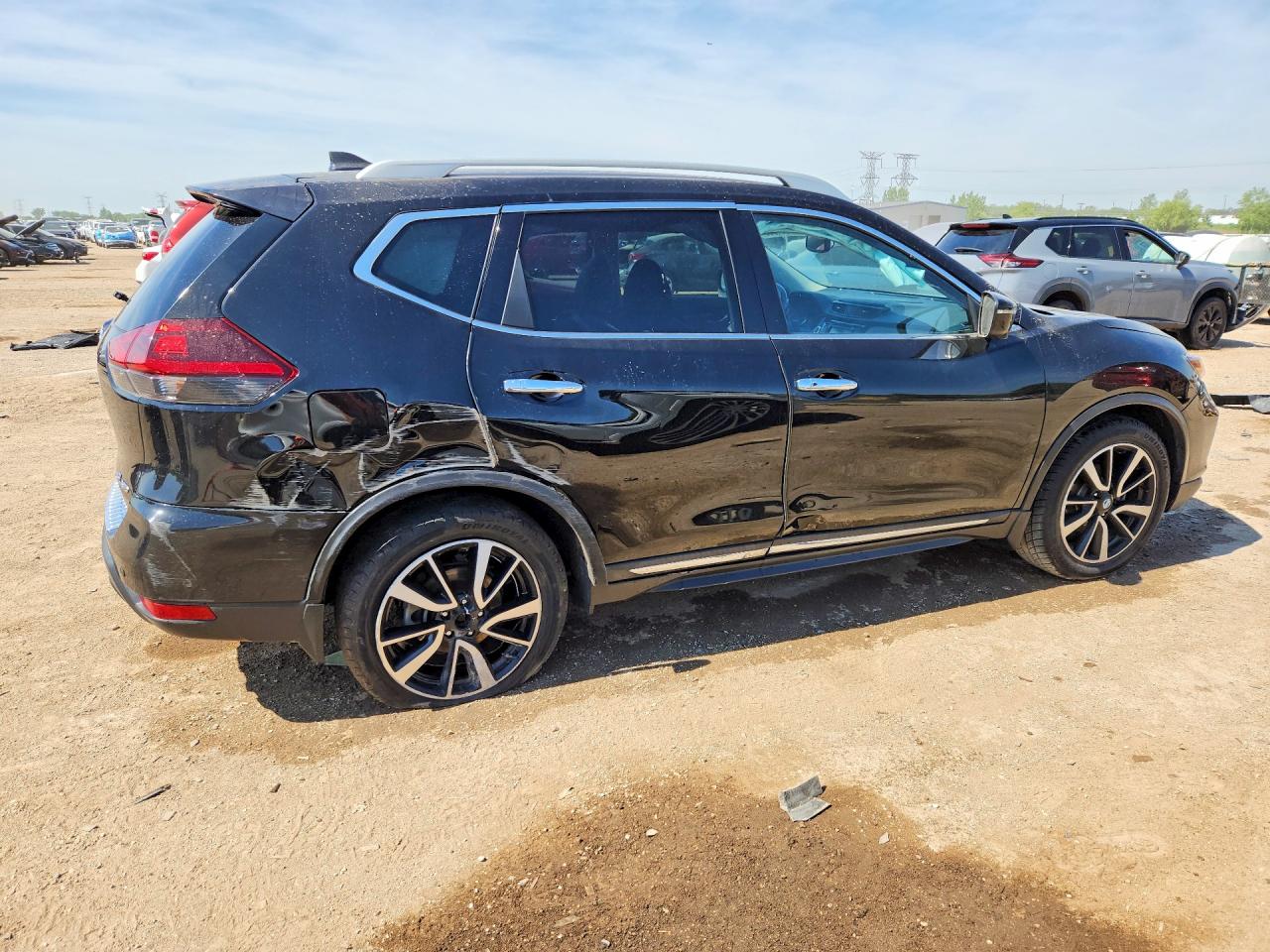 2019 NISSAN ROGUE