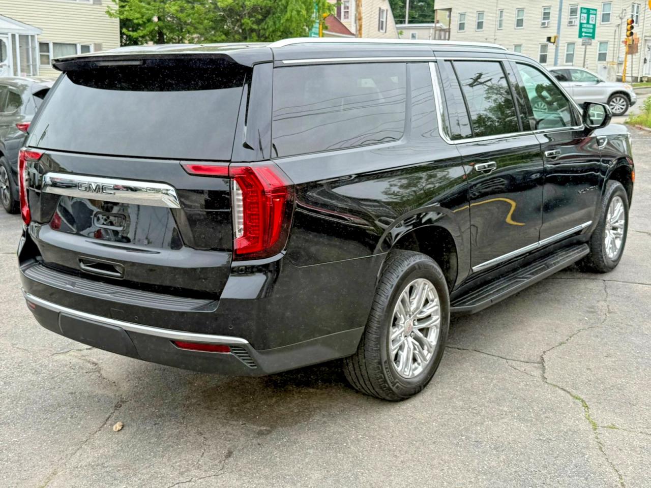 2023 GMC YUKON