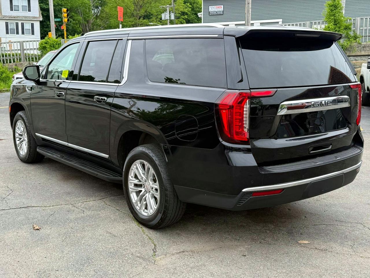 2023 GMC YUKON