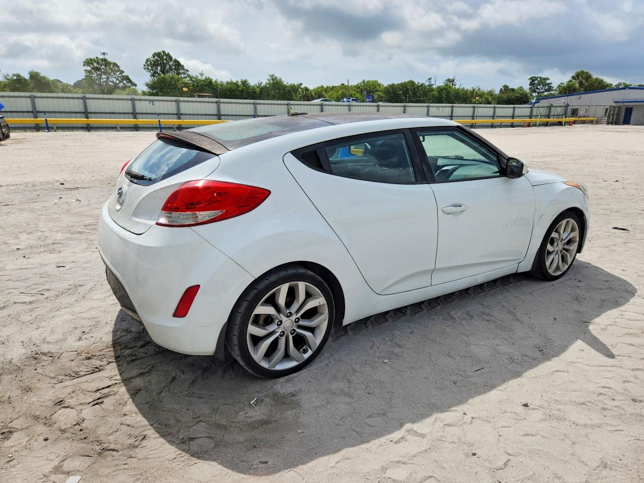2015 HYUNDAI VELOSTER
