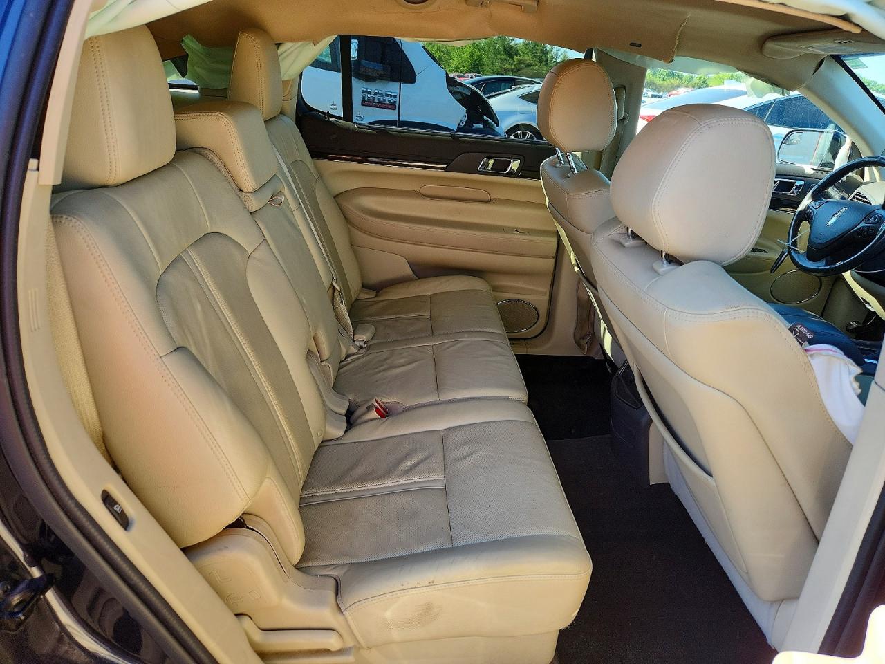 2014 LINCOLN MKT