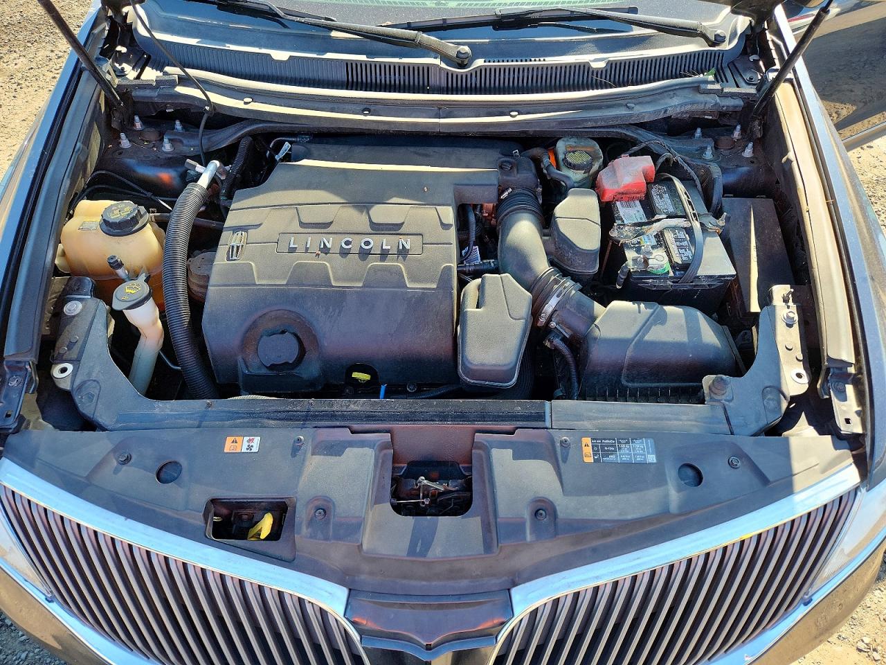 2014 LINCOLN MKT
