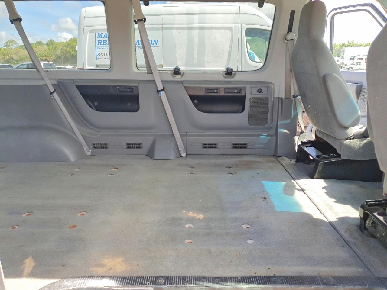 2011 FORD ECONOLINE