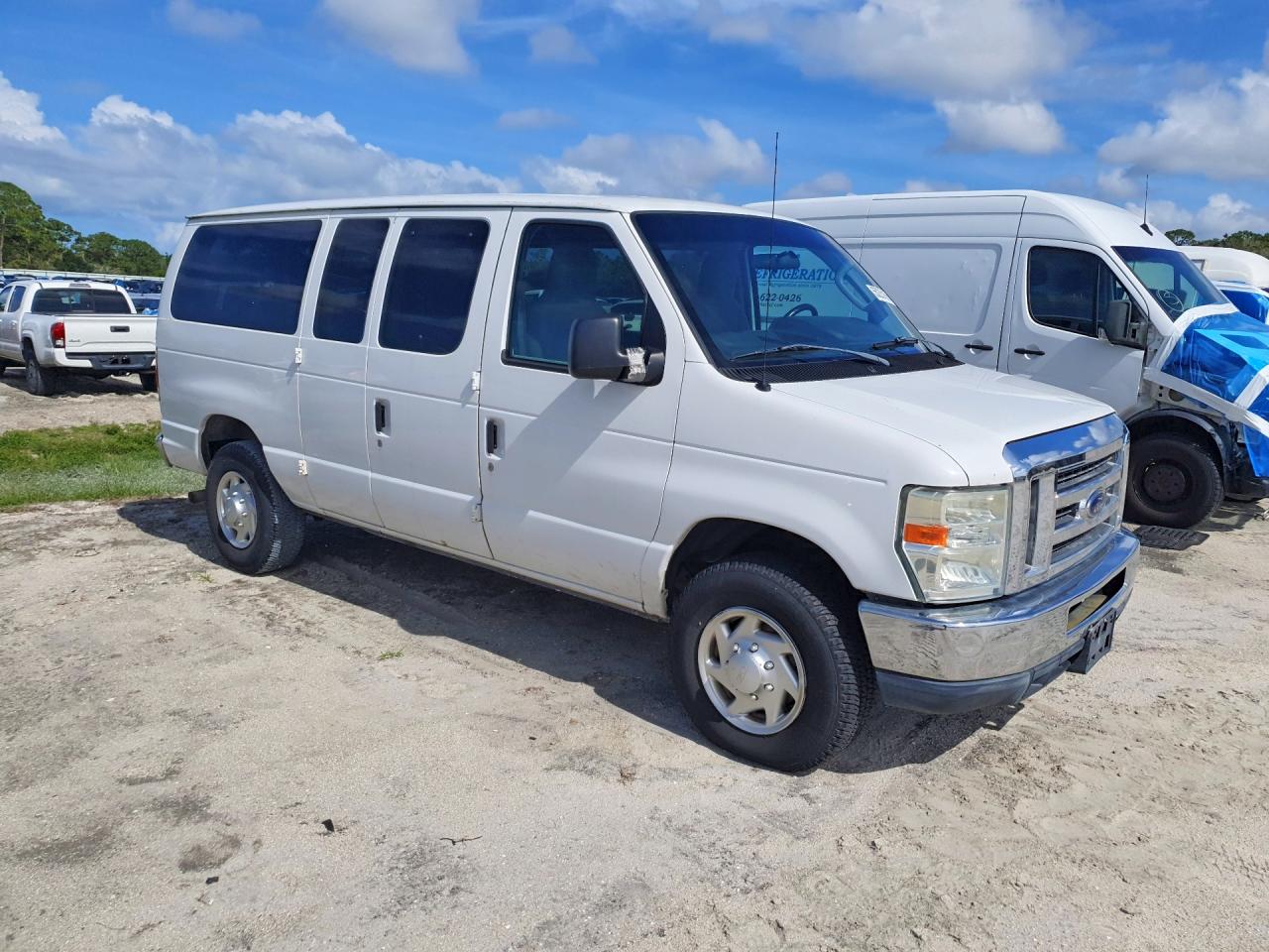 2011 FORD ECONOLINE