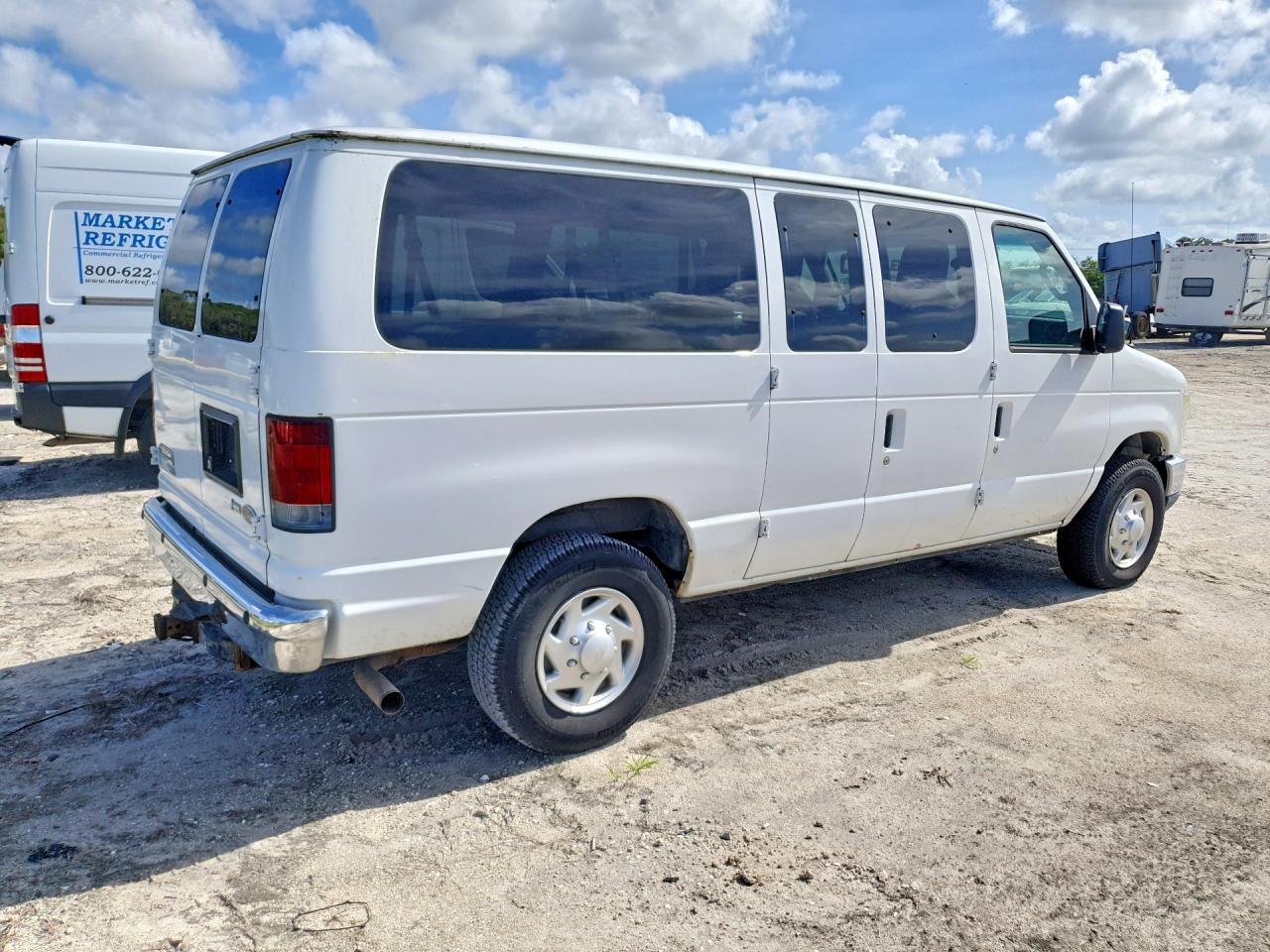 2011 FORD ECONOLINE