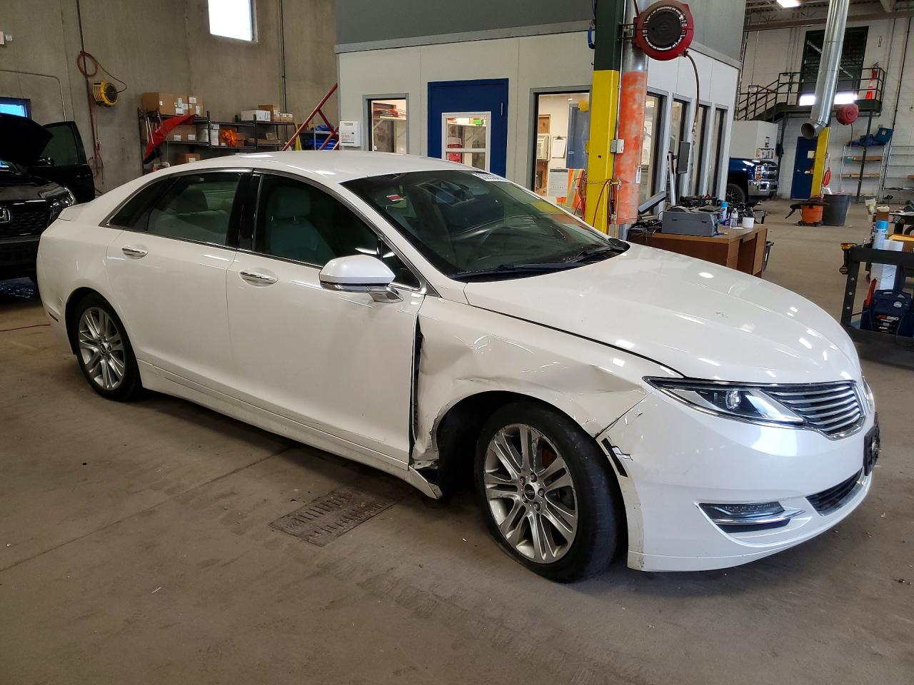 2013 LINCOLN MKZ
