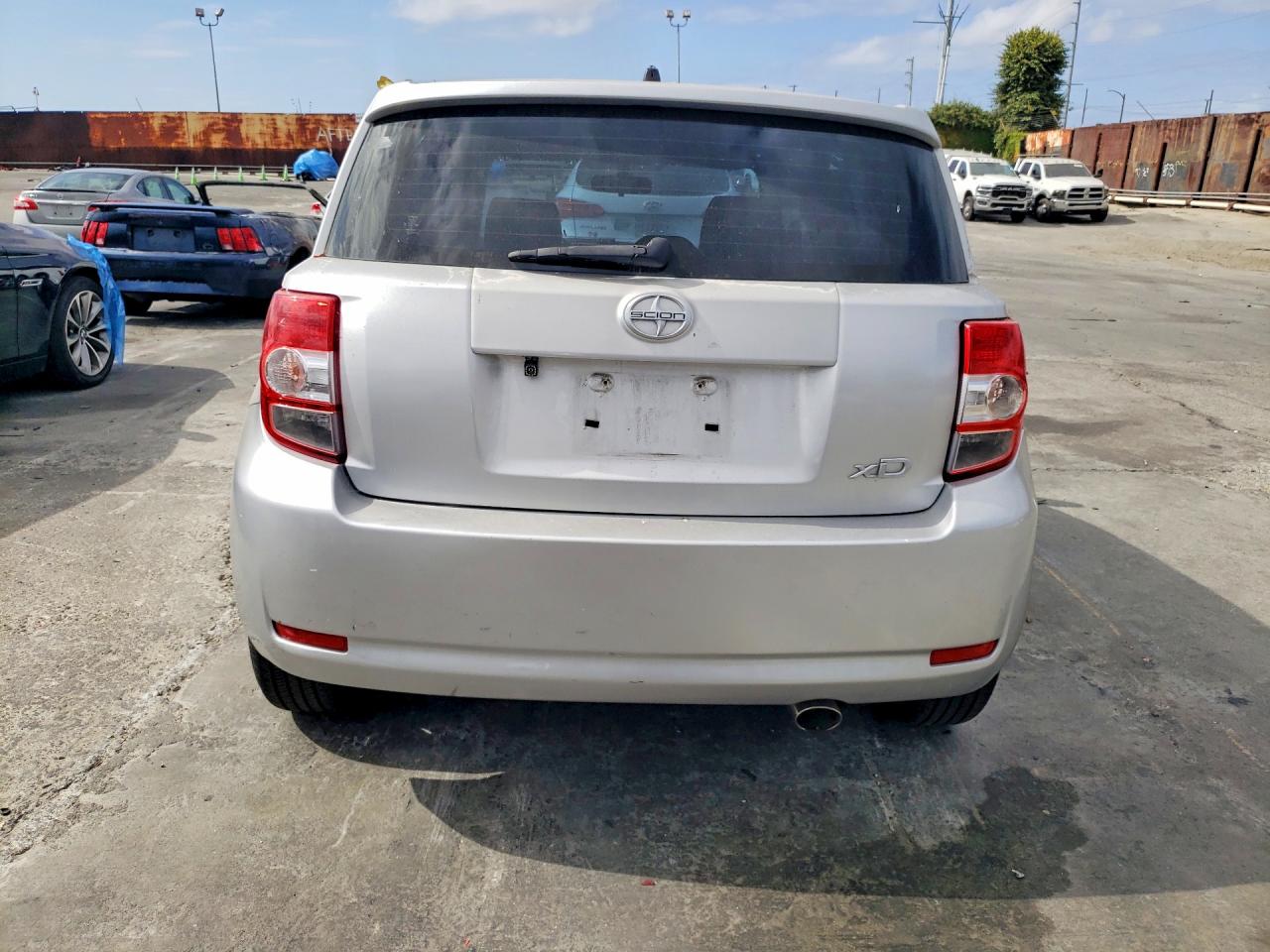 2009 SCION XD