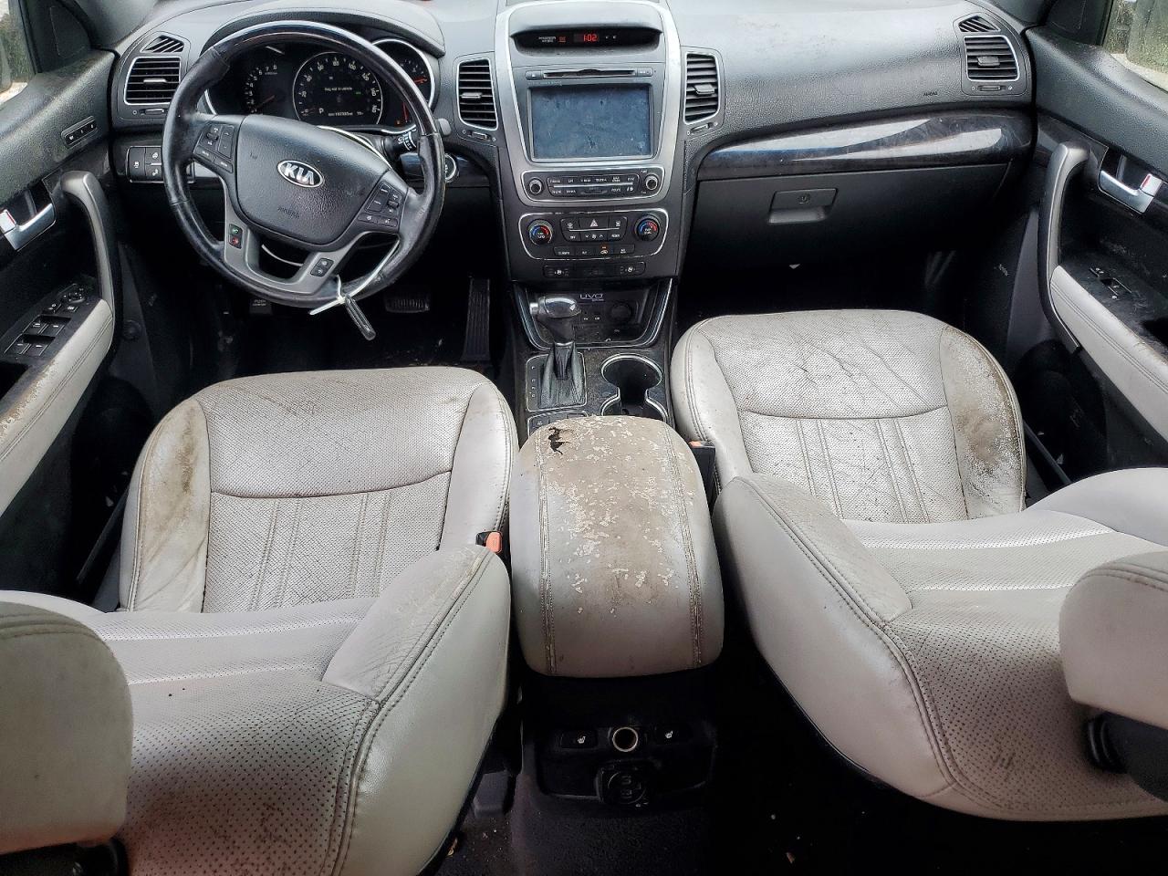 2014 KIA SORENTO