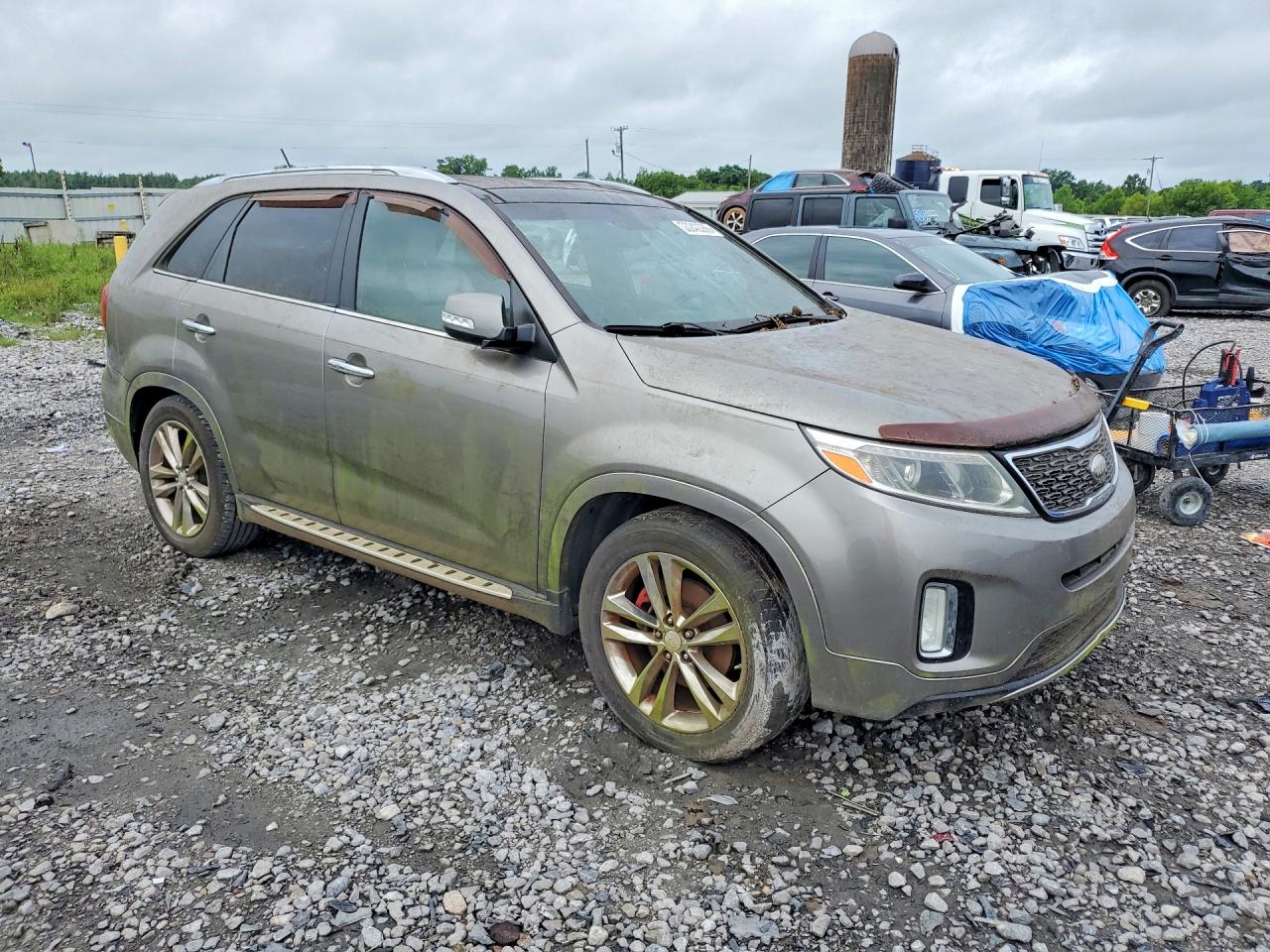 2014 KIA SORENTO