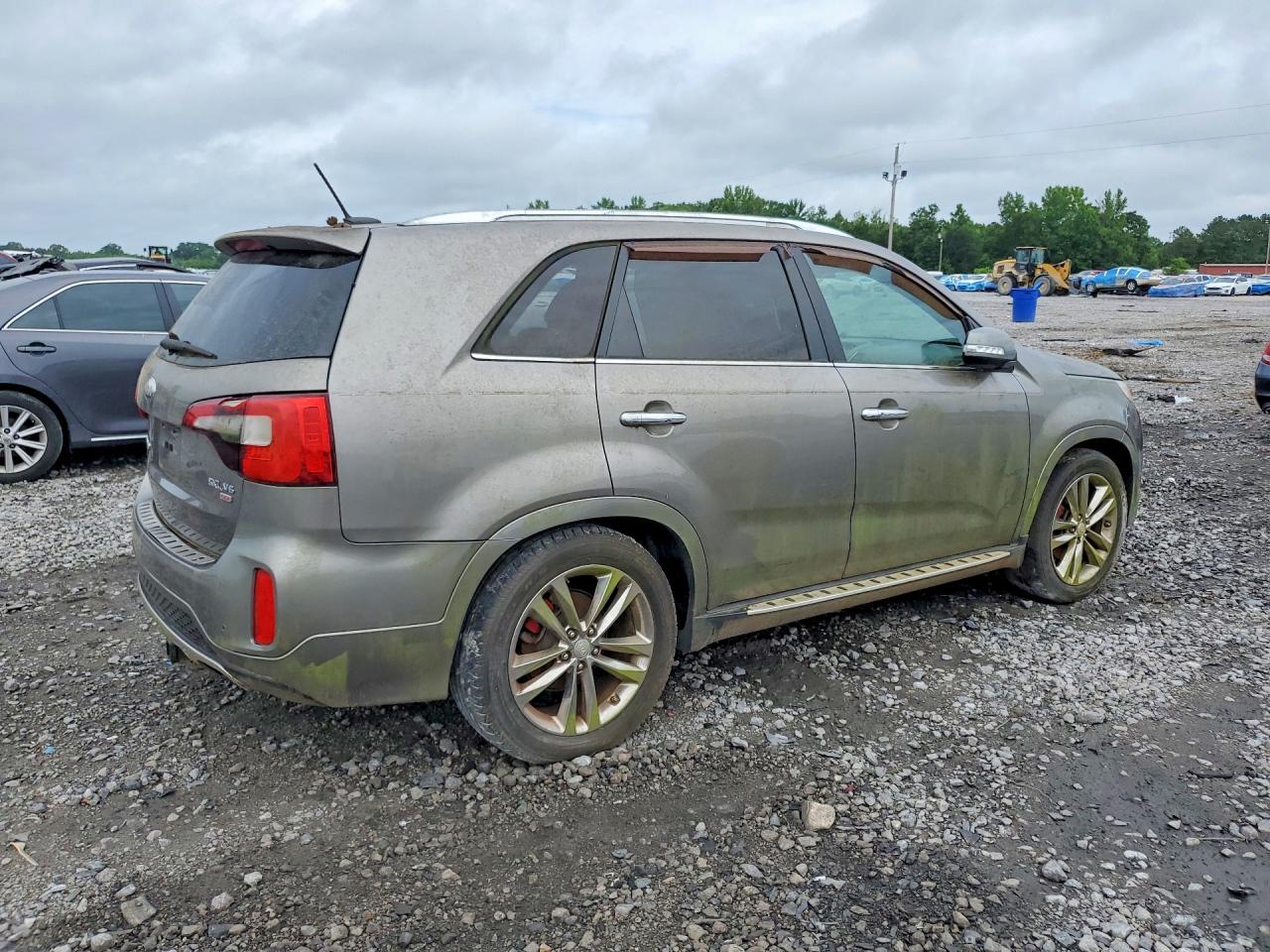 2014 KIA SORENTO