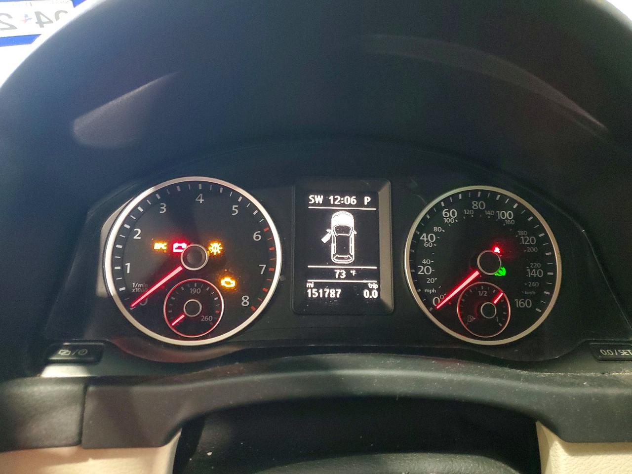 2014 VOLKSWAGEN TIGUAN