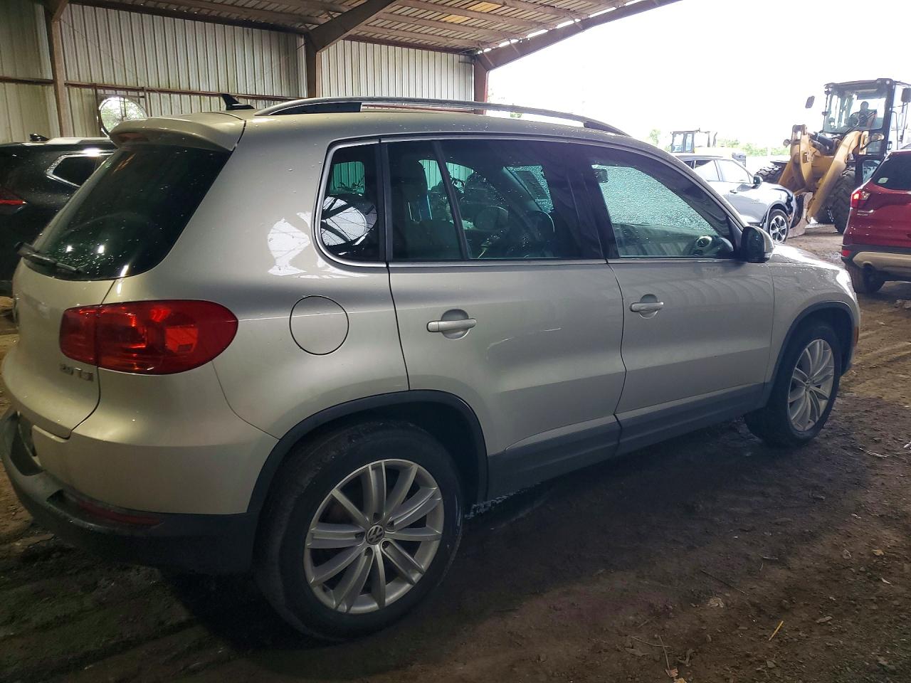 2014 VOLKSWAGEN TIGUAN