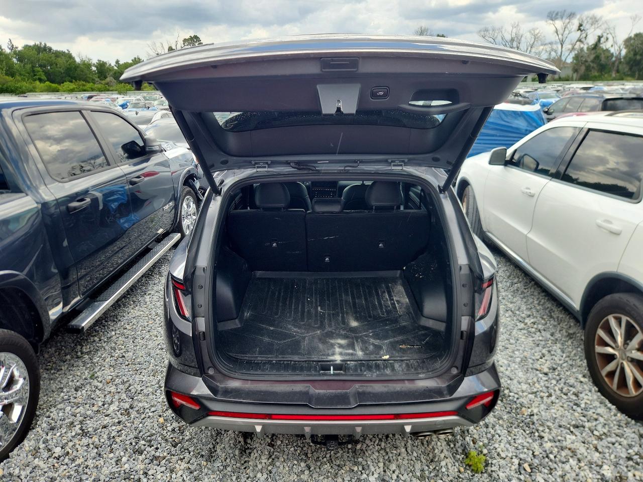 2023 HYUNDAI TUCSON