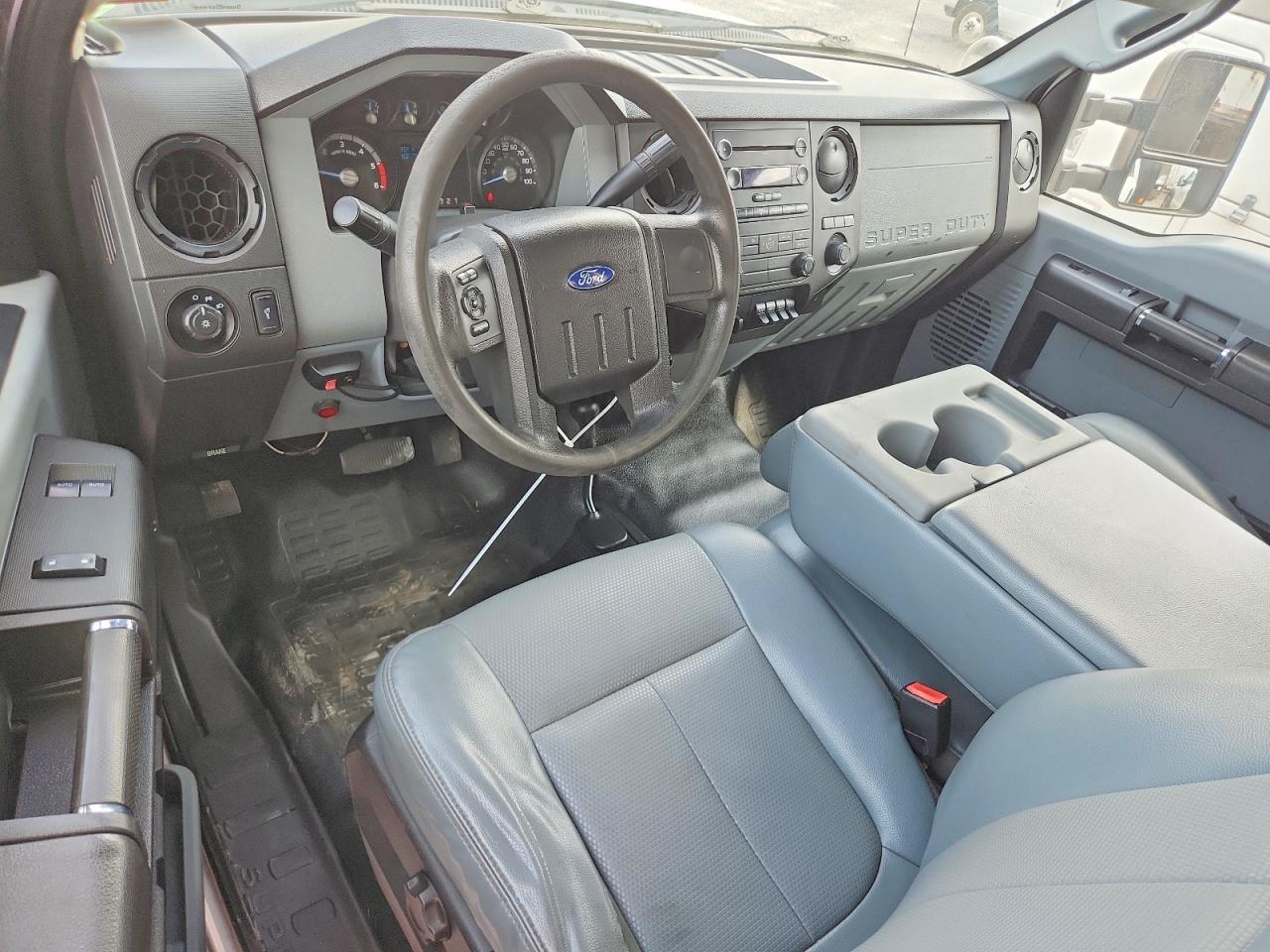 2016 FORD F550