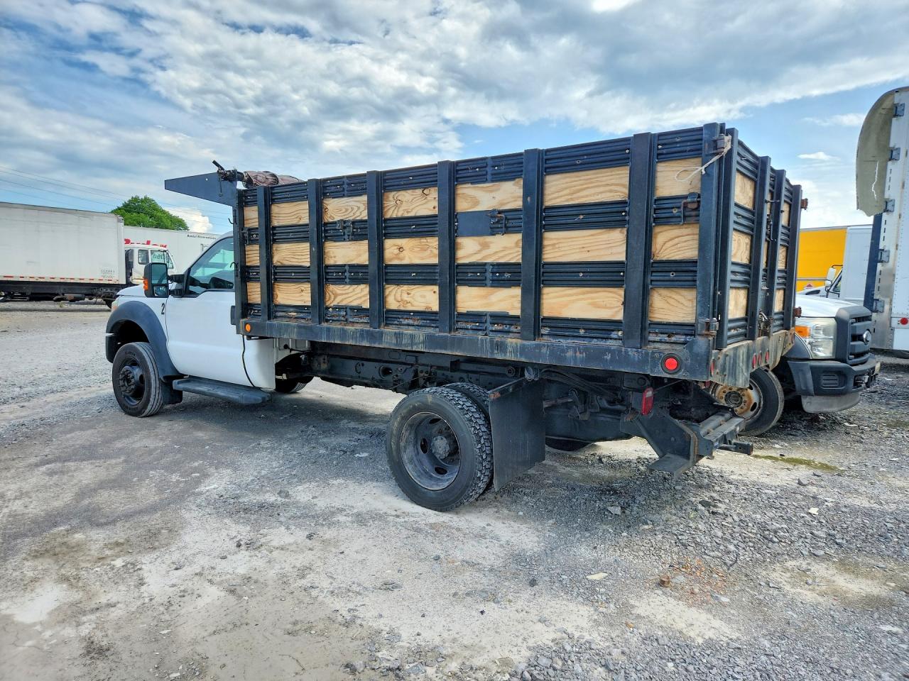2016 FORD F550