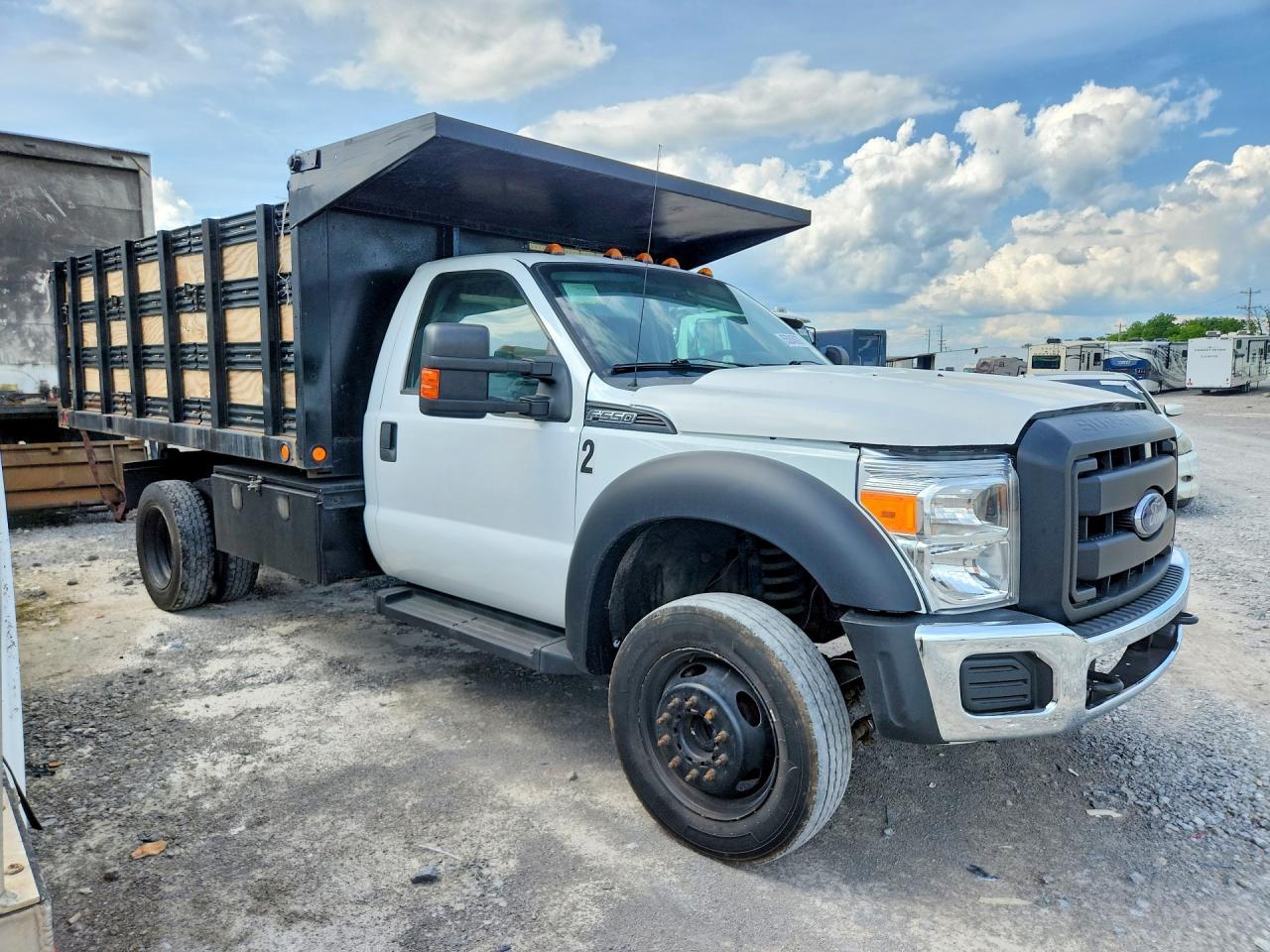 2016 FORD F550
