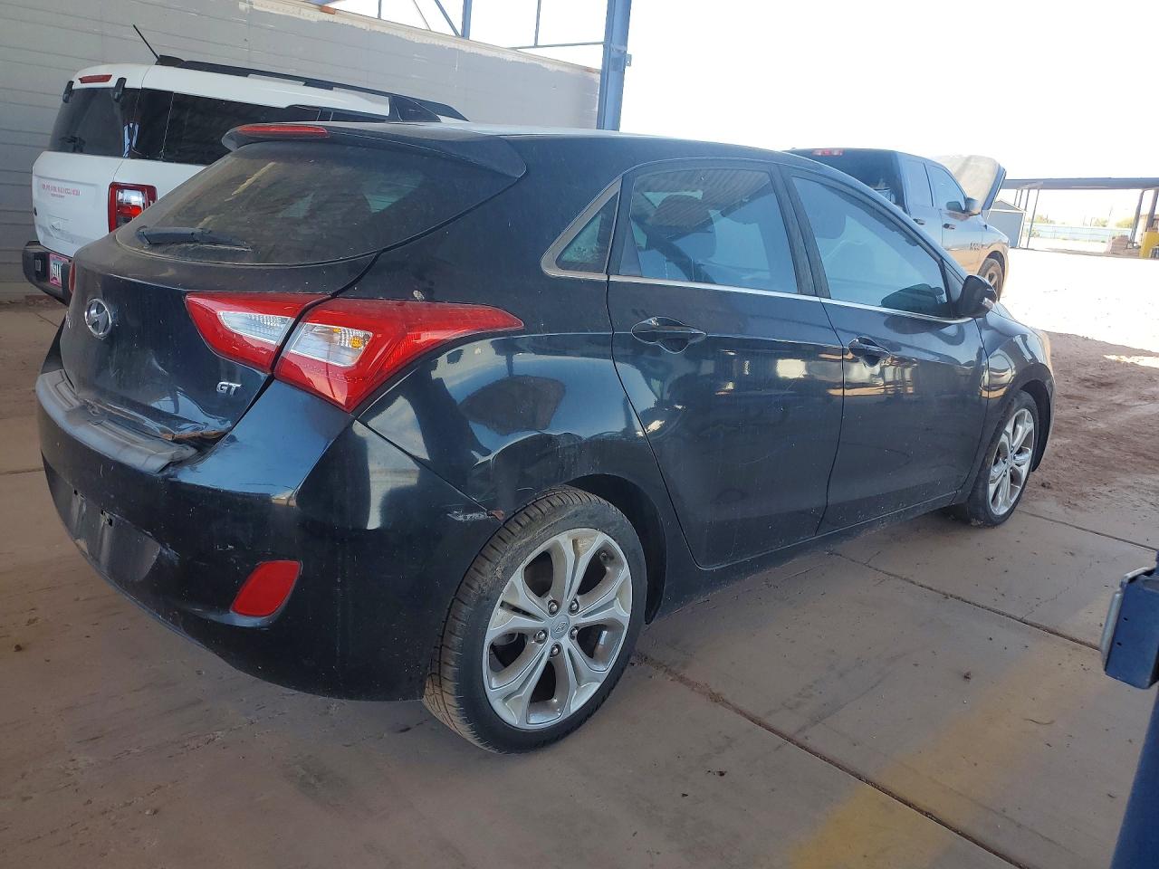 2014 HYUNDAI ELANTRA