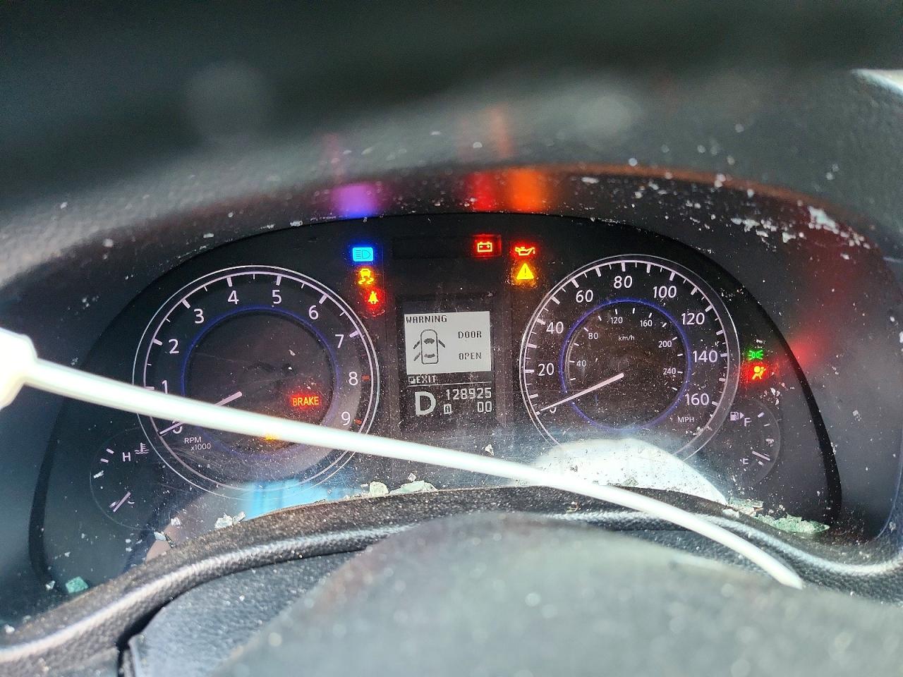 2013 INFINITI G37