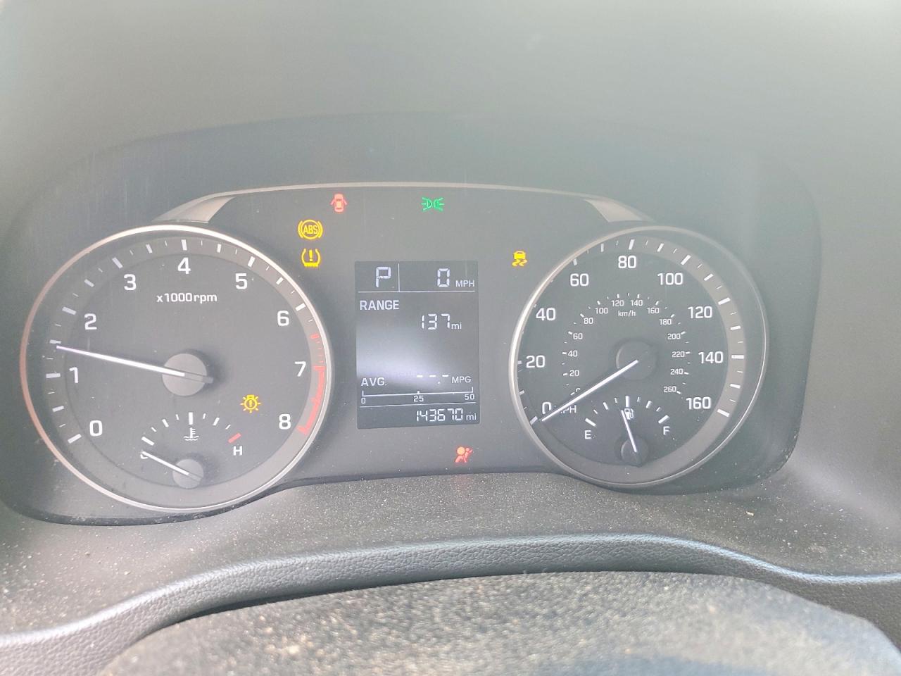 2017 HYUNDAI ELANTRA
