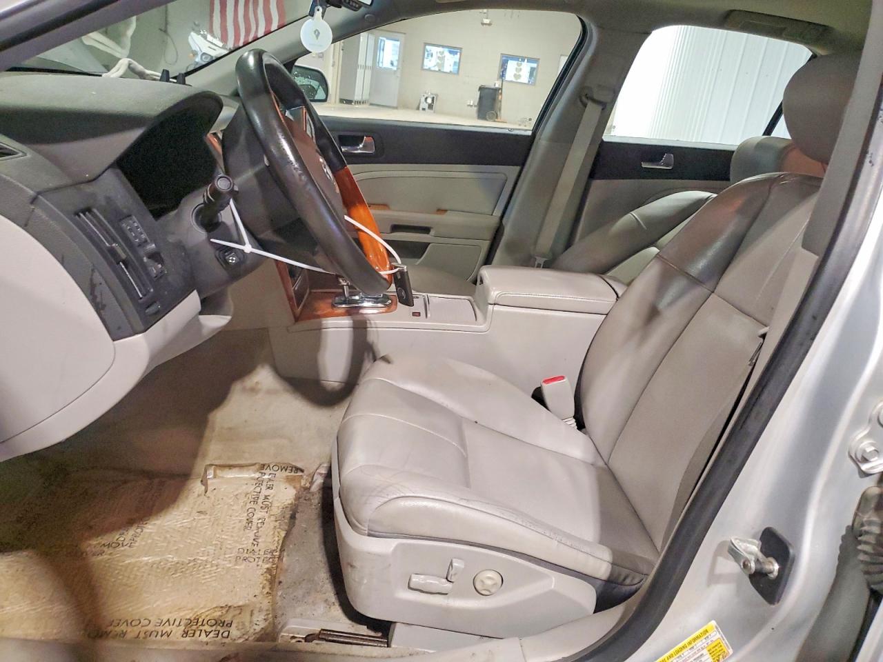 2009 CADILLAC STS
