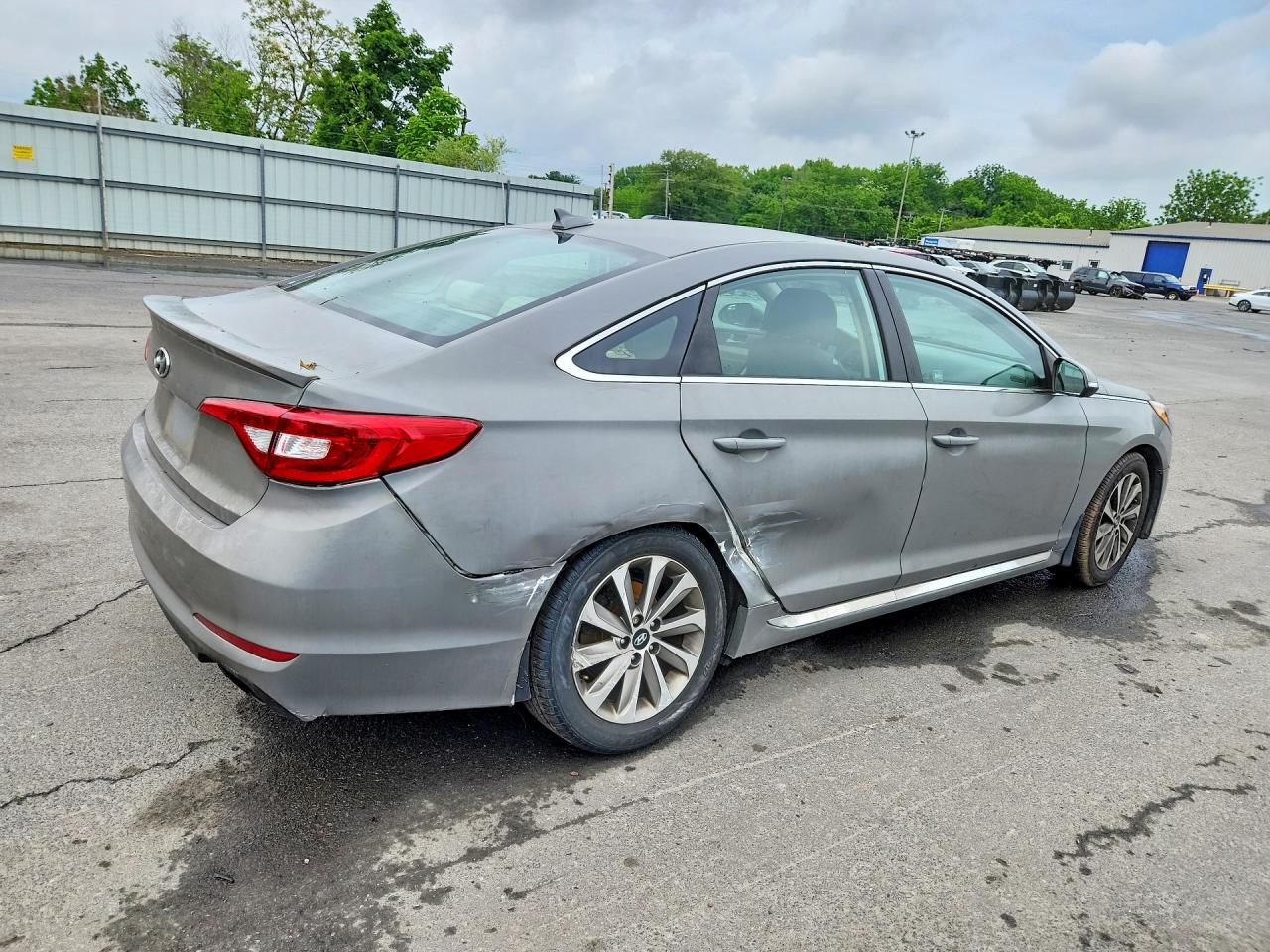 2016 HYUNDAI SONATA