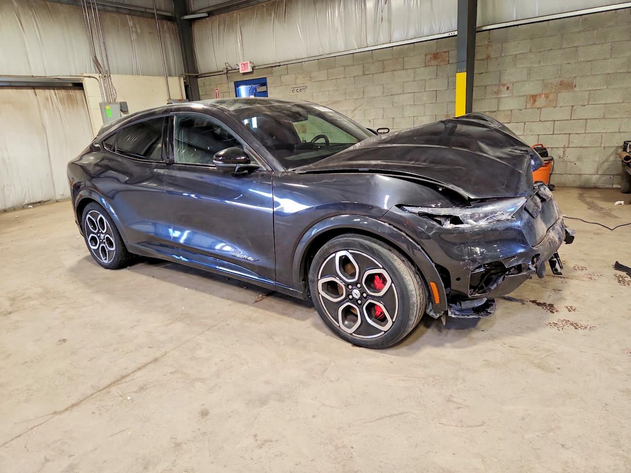 2022 FORD MUSTANG