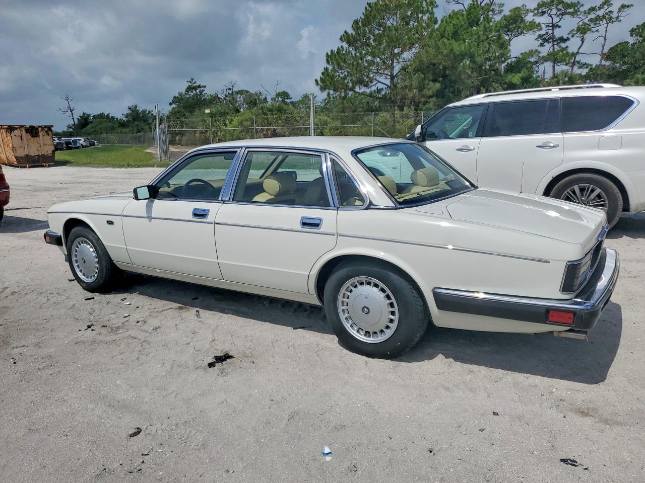 1992 JAGUAR XJ6