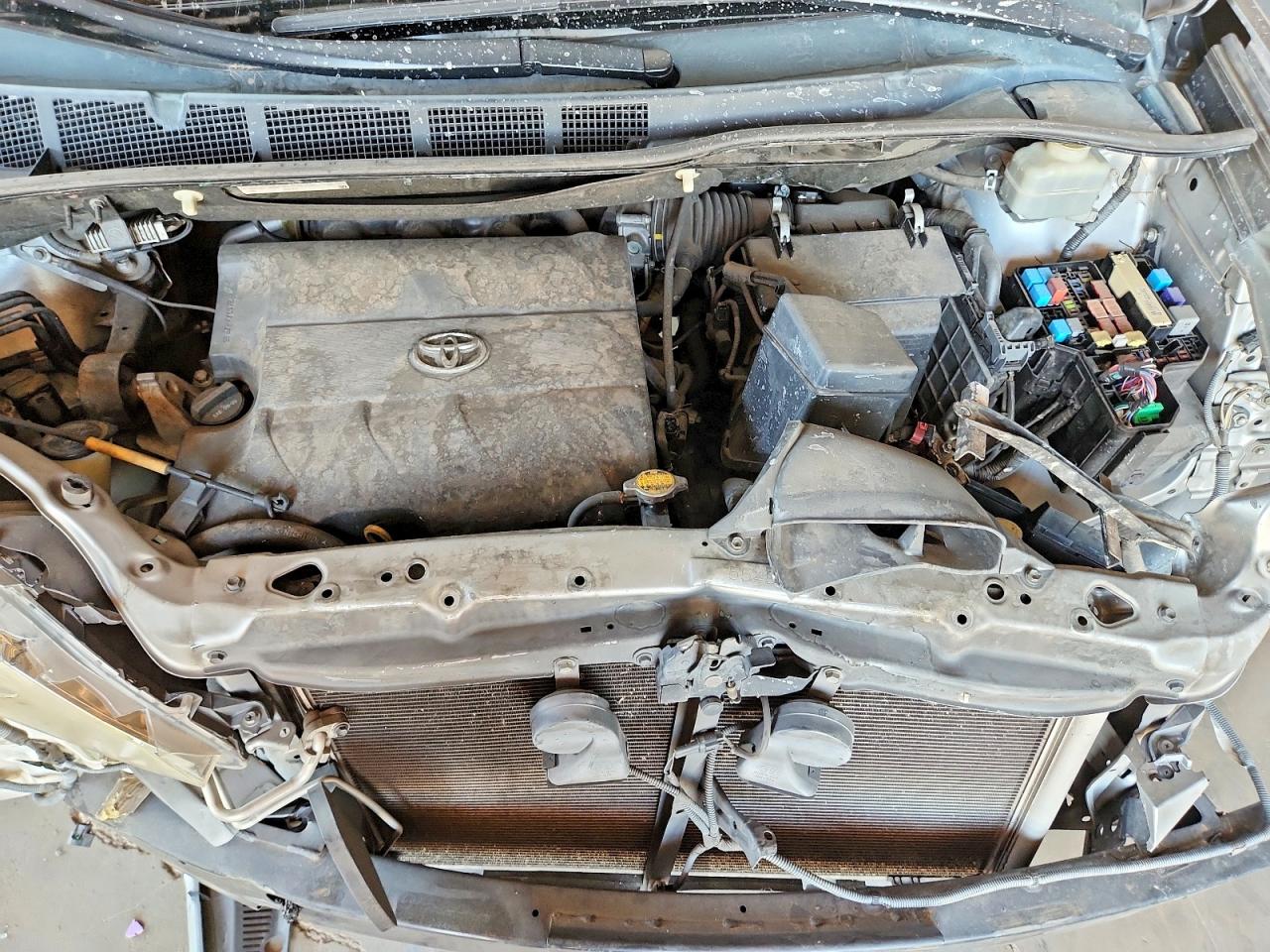 2014 TOYOTA SIENNA