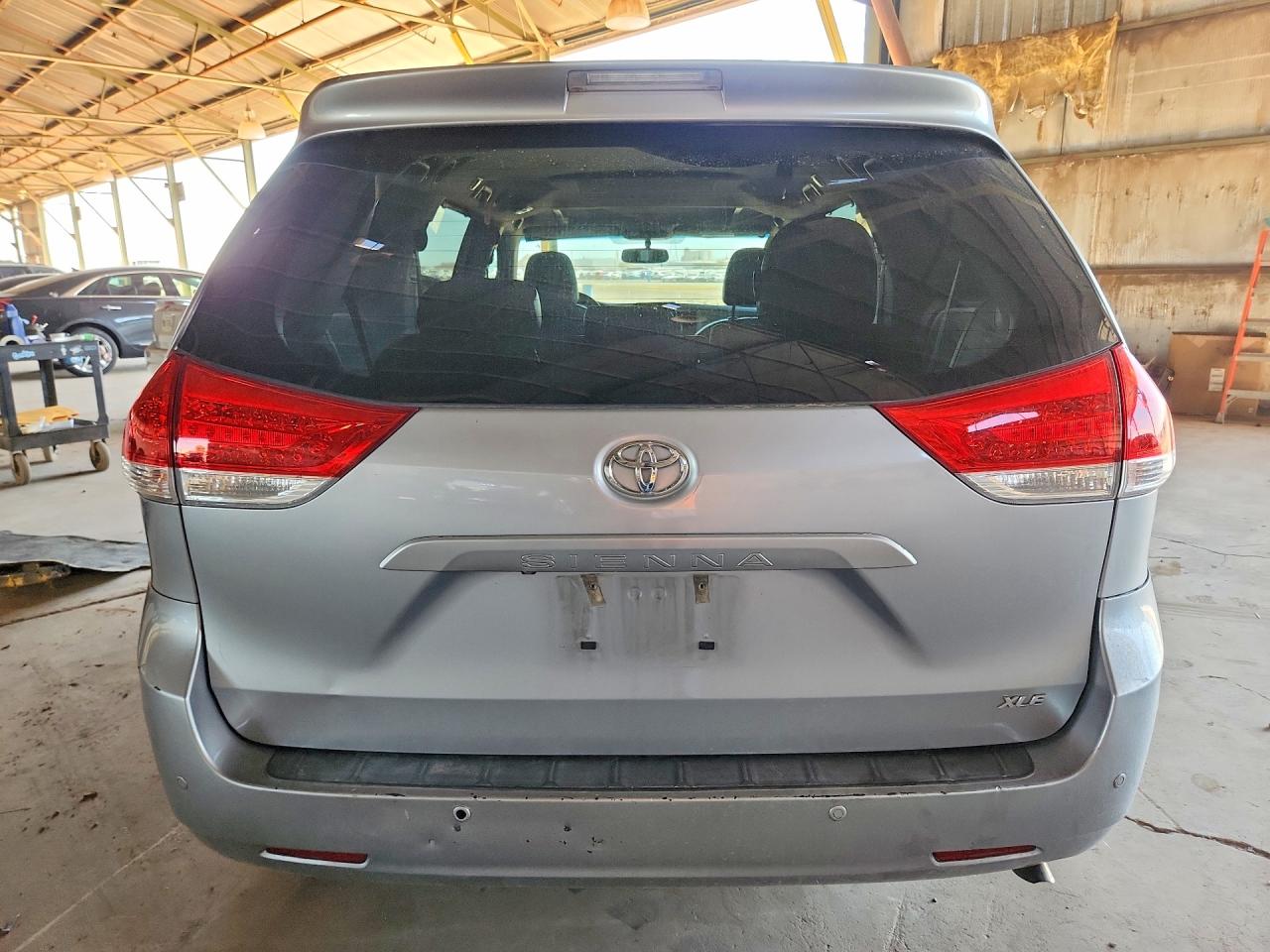 2014 TOYOTA SIENNA