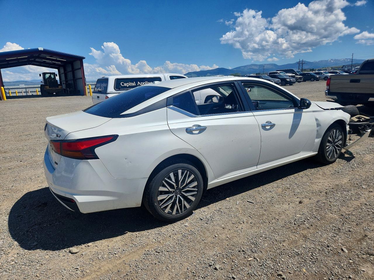2024 NISSAN ALTIMA