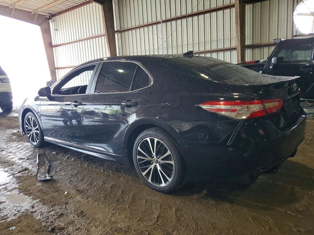 2020 TOYOTA CAMRY