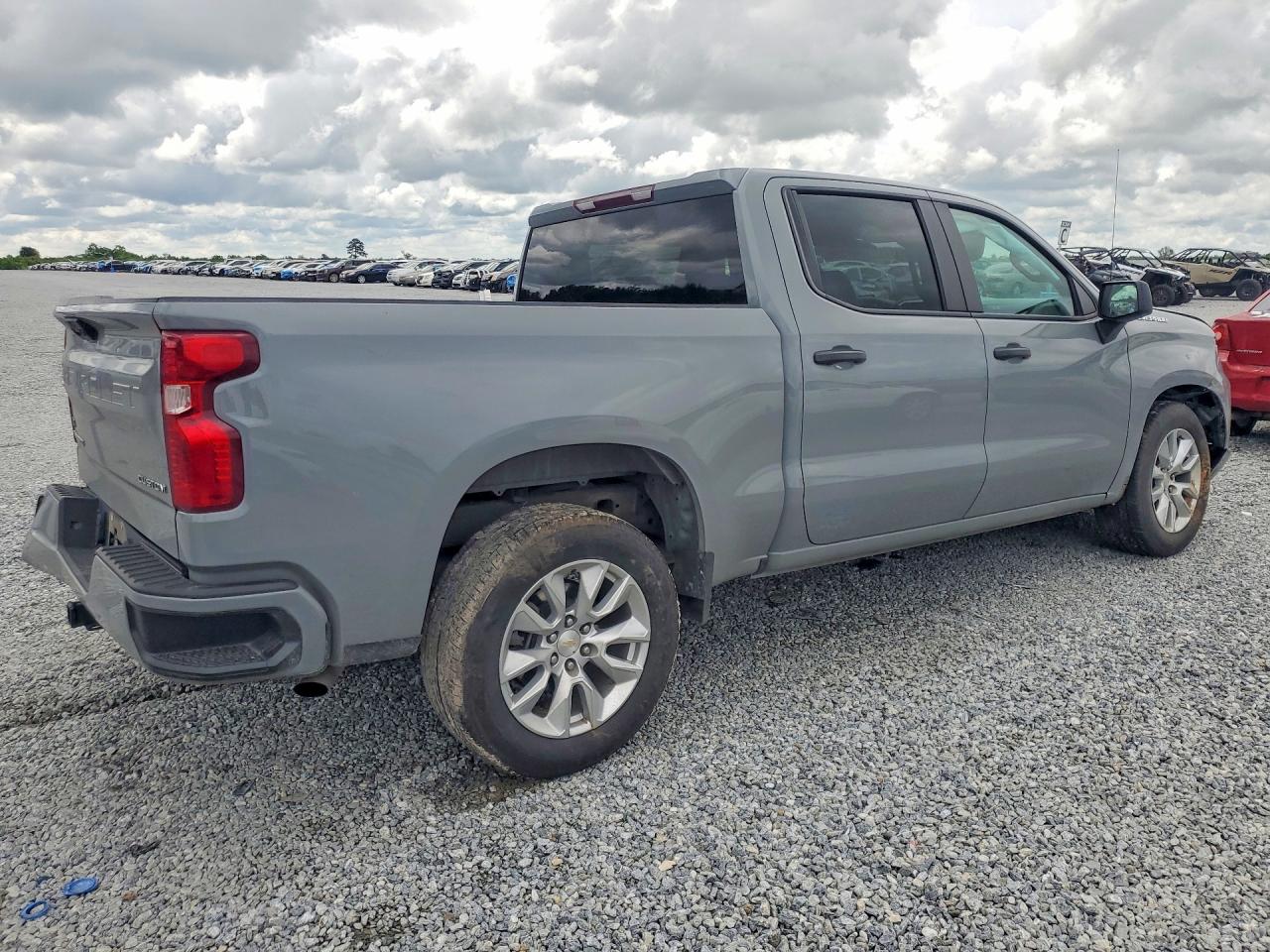 2024 CHEVROLET SILVERADO