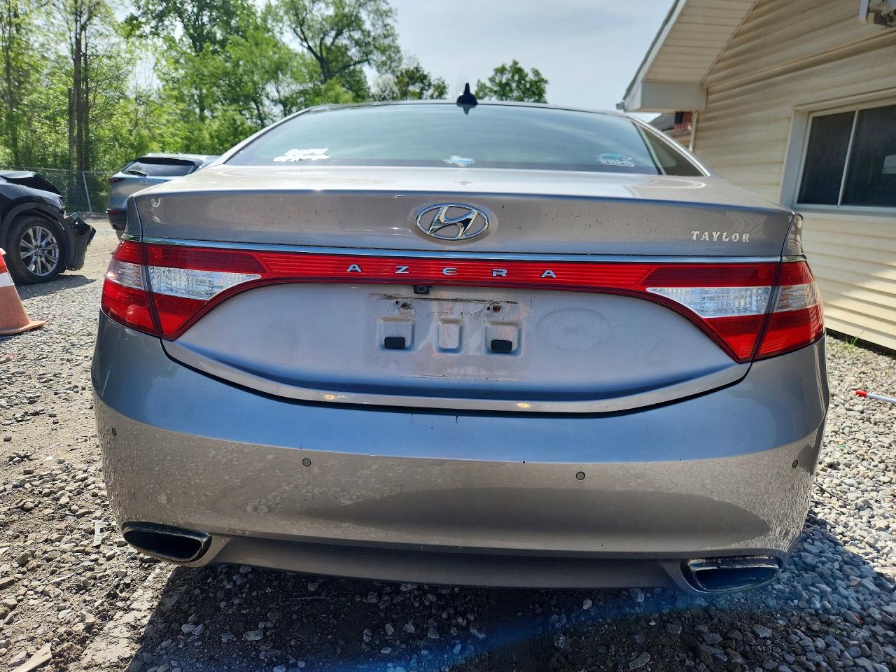 2012 HYUNDAI AZERA