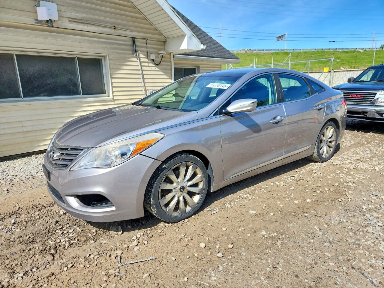 2012 HYUNDAI AZERA