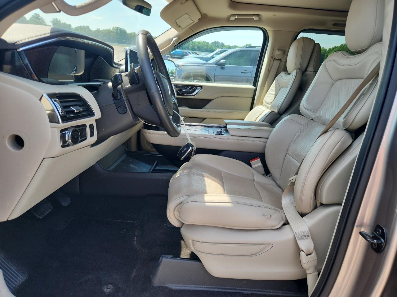 2019 LINCOLN NAVIGATOR