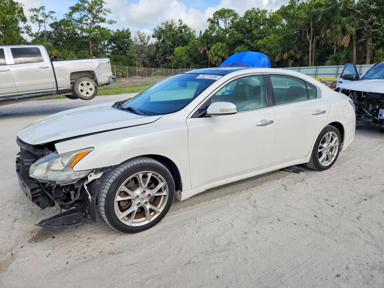 2012 NISSAN MAXIMA